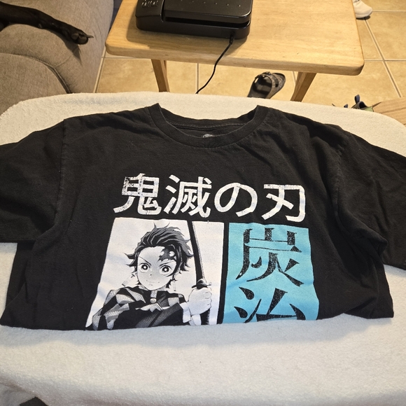 DEMON SLAYER TANJIRO KAMADO ANIME BLACK T-SHIRT SIZE MEDIUM - FRONT & BACK PRINT - Picture 2 of 4